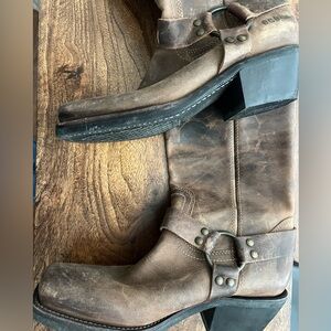 Rustic BCBGirls Cowgirl boots size women’s 10 square toe western brown suede